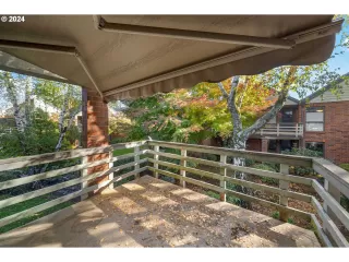 Photo #6: 24663397 Listing