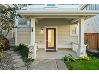 More Details about MLS # 24663834 : 8038 SE COOPER ST C