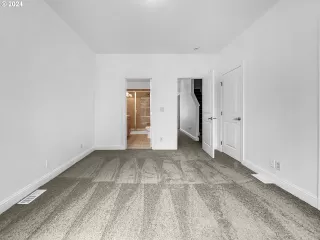 Photo #2: 24664010 Listing