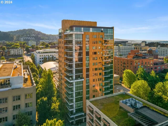 MLS: 24667296 Condo For Sale