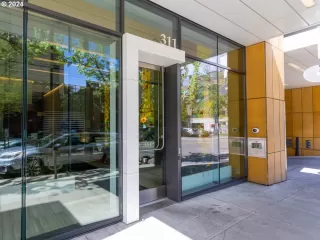 Photo #3: 24667296 Listing 