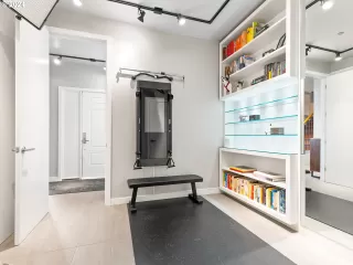 Photo #5: 24668249 Listing