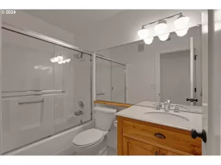 Photo #3: 24671300 Listing 