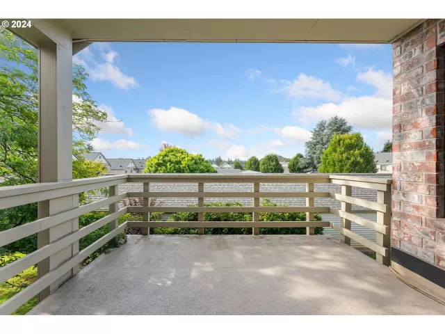 MLS: 24672829 Condo For Sale