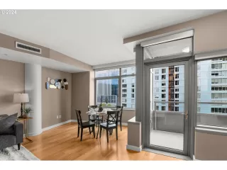 Photo #1: 24674545 Listing 