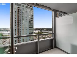 Photo #3: 24674545 Listing 