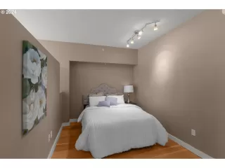 Photo #5: 24674545 Listing 