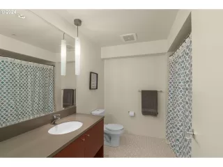 Photo #6: 24674545 Listing 