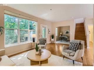 Photo #4: 24675324 Listing 