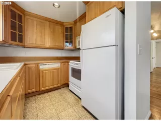 Photo #1: 24675334 Listing 