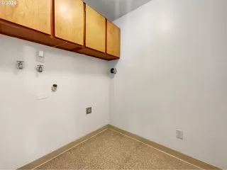 Photo #3: 24675334 Listing 