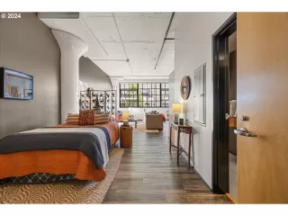 Photo #3: 24675464 Listing 