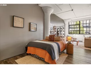 Photo #4: 24675464 Listing 