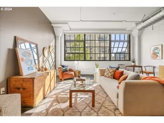 Photo #6: 24675464 Listing 