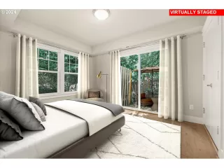 Photo #6: 24675510 Listing