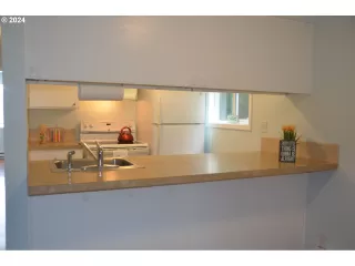 Photo #6: 24677665 Listing 