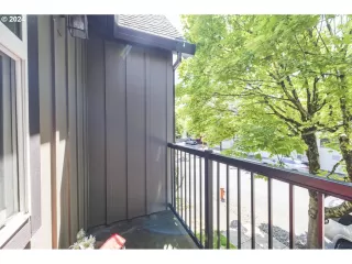 Photo #5: 24677939 Listing 