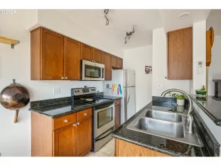 Photo #1: 24678826 Listing