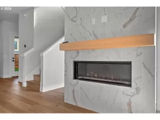 Photo #2: 24679256 Listing 