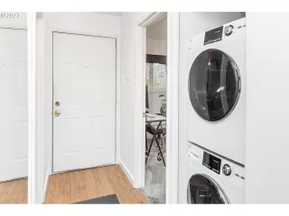 Photo #2: 24680046 Listing