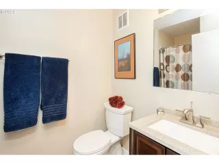 Photo #4: 24680046 Listing