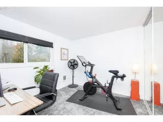 Photo #5: 24680046 Listing