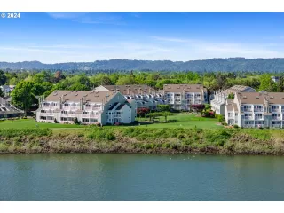 Photo #3: 24681195 Listing