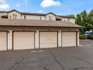 Photo #6: 24681415 Listing