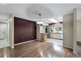 Photo #6: 24681430 Listing