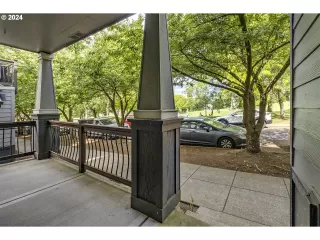 Photo #2: 24681834 Listing