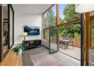 Photo #3: 24682794 Listing 