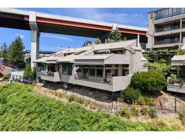 MLS: 24684349 Condo For Sale