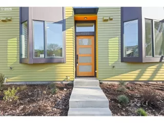 More Details about MLS # 24686461 : 4888 NE 36TH AVE 2