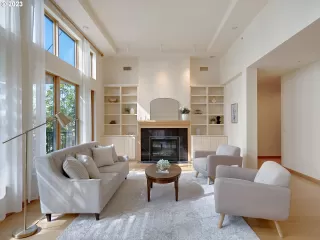 Photo #6: 24687566 Listing