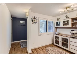 Photo #2: 24688437 Listing