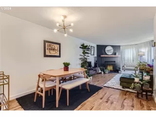 Photo #5: 24688437 Listing