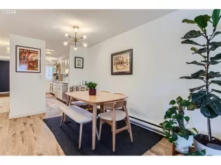 Photo #6: 24688437 Listing