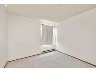 Photo #3: 24688760 Listing