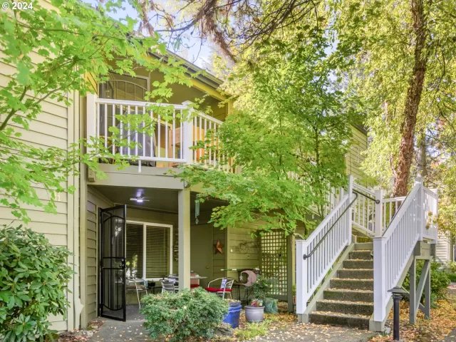 MLS: 24689762 Condo For Sale