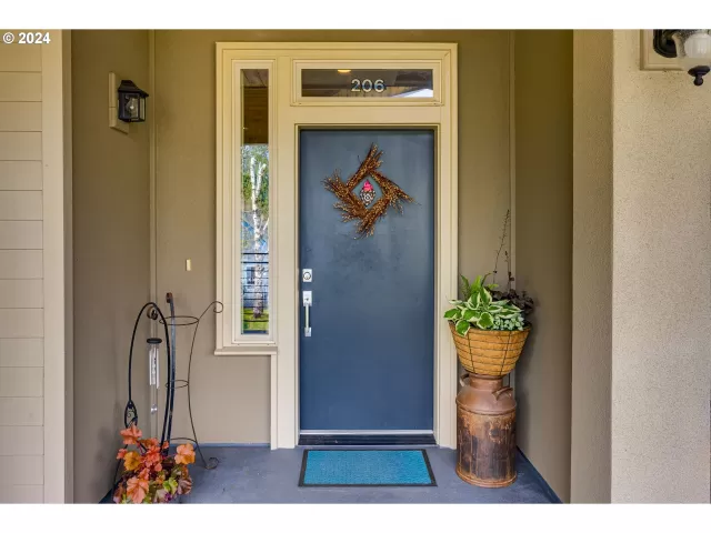 MLS: 24694218 Condo For Sale