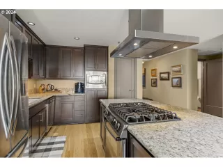 Photo #6: 24694986 Listing 