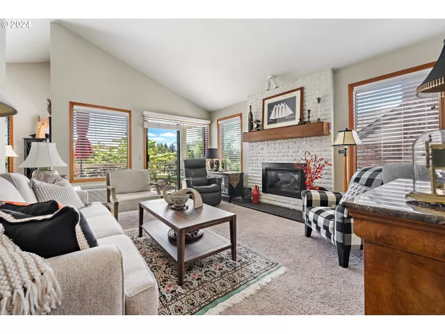 MLS: 24695177 Condo For Sale