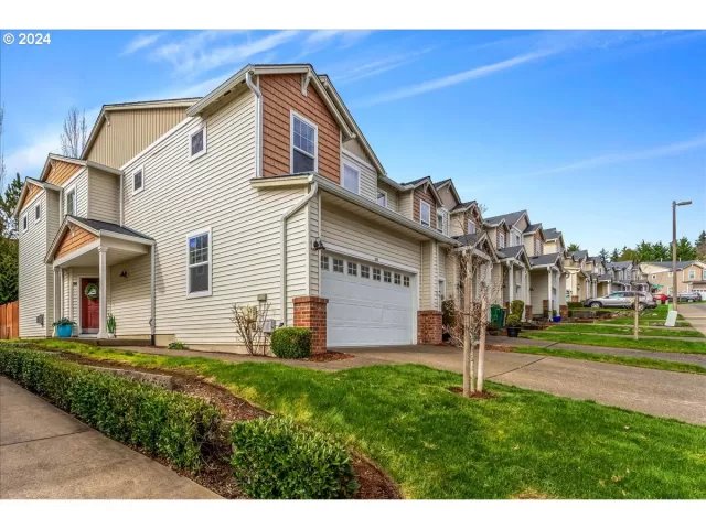 MLS: 24696932 Condo For Sale