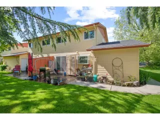 Click for more information on MLS # 24697223 : 18558 NE WASCO ST More Details about MLS # 24697223 : 18558 NE WASCO ST