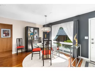 Photo #3: 24697976 Listing 