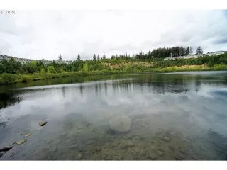 Photo #6: 24698486 Listing 