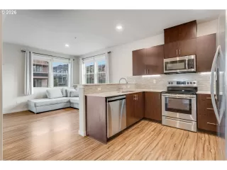 Photo #2: 247936205 Listing 