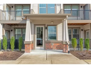 Photo #5: 247936205 Listing 