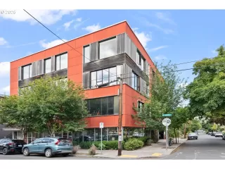 Photo #1: 248151362 Listing 