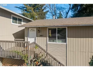 More Details about MLS # 248397140 : 2807 SW SPRING GARDEN ST 2807